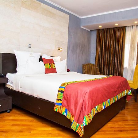 Hotel Bon Voyage Lagos Exterior photo