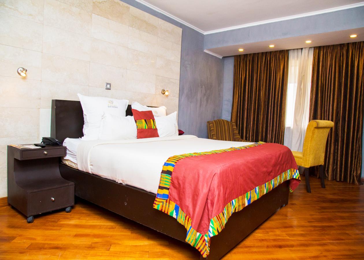 Hotel Bon Voyage Lagos Exterior photo