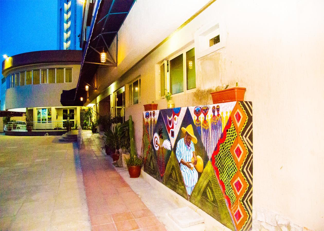 Hotel Bon Voyage Lagos Exterior photo