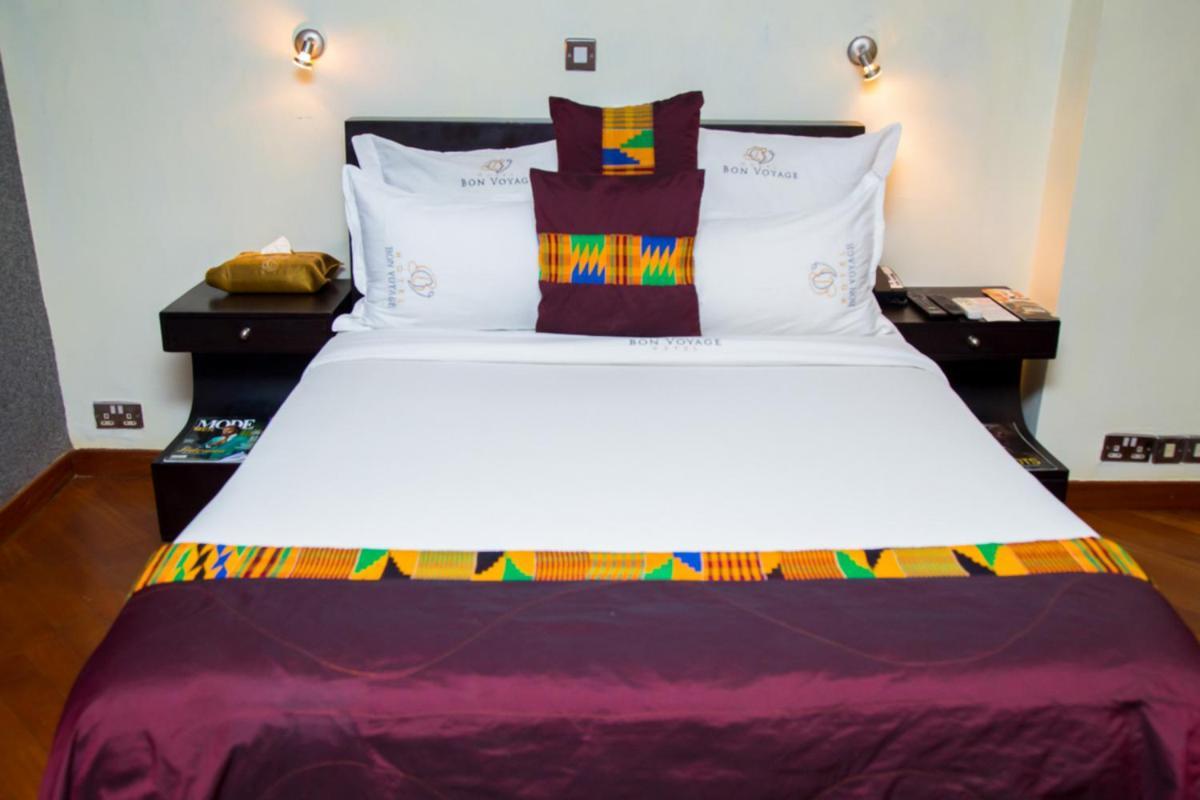Hotel Bon Voyage Lagos Exterior photo