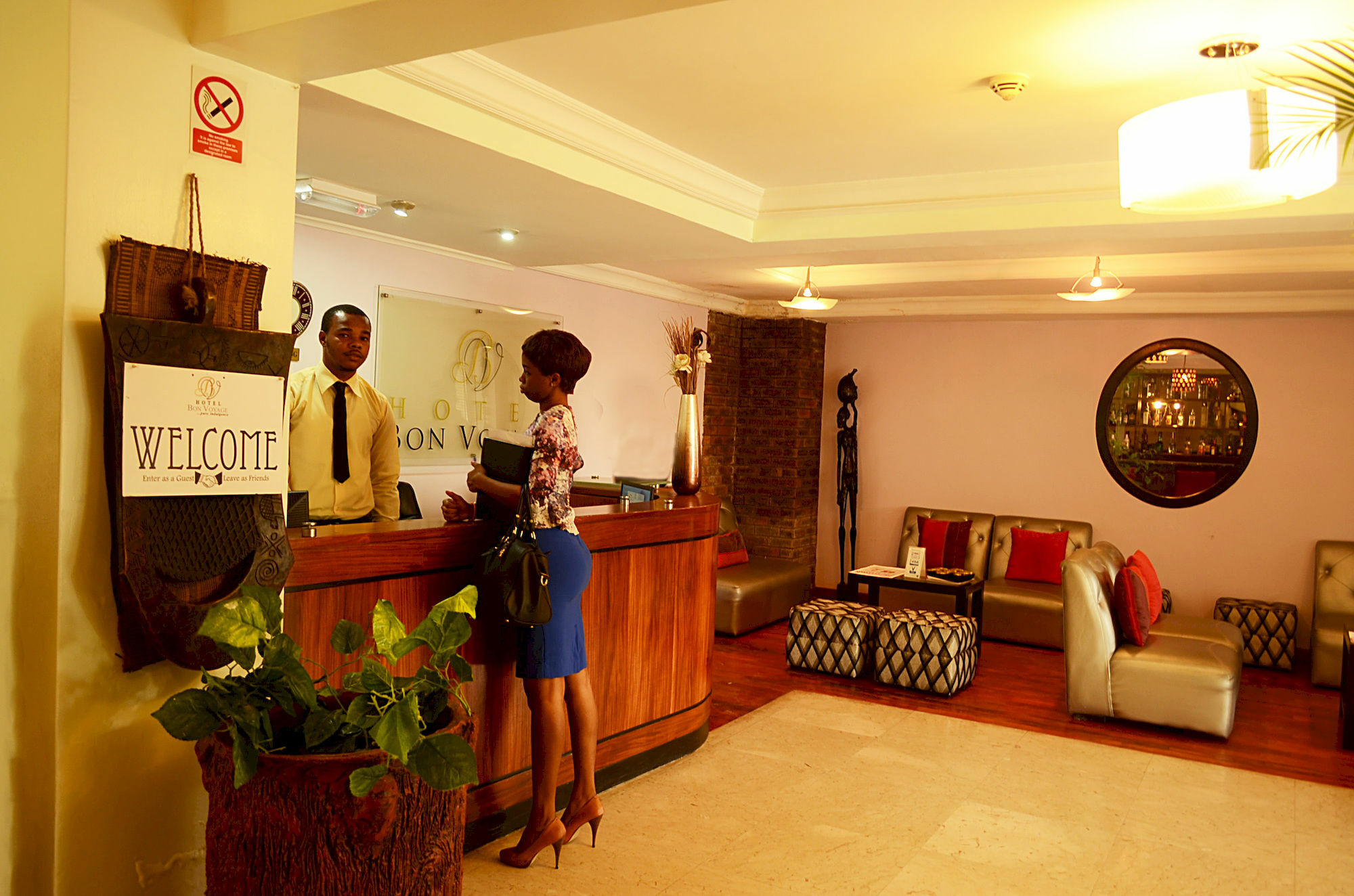 Hotel Bon Voyage Lagos Exterior photo