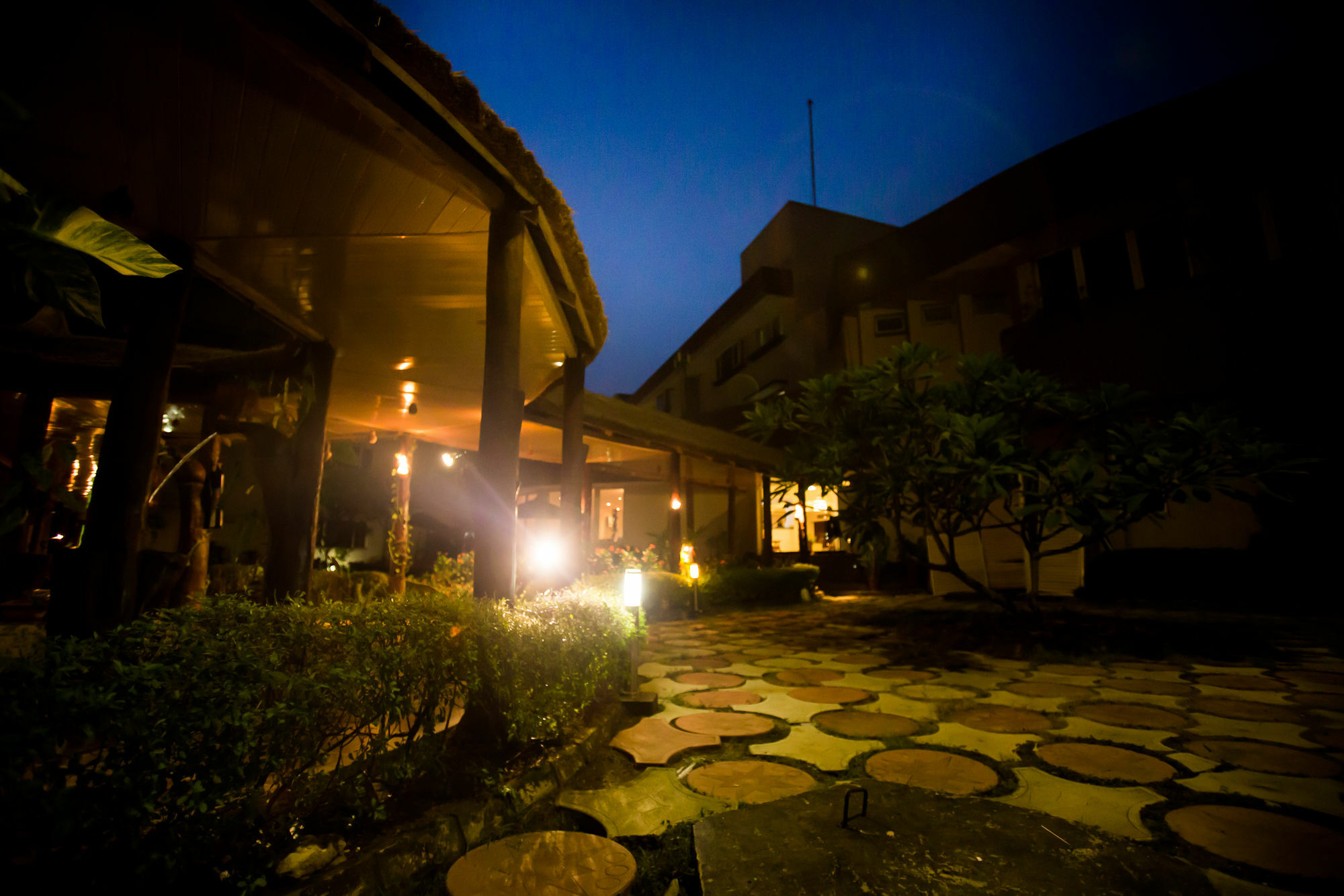 Hotel Bon Voyage Lagos Exterior photo